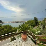 The Stonehouse Дом отдыха