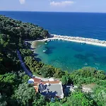 The Stonehouse * Keramidhion
