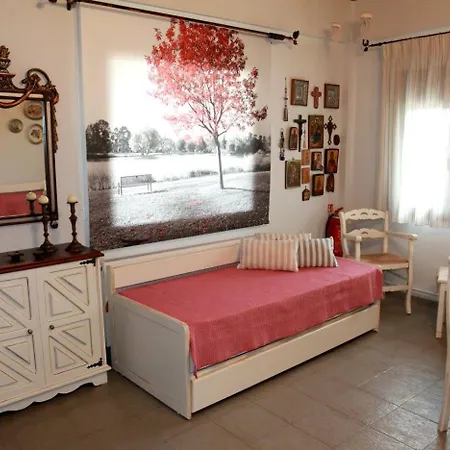 The Stonehouse Nyaraló Keramídi