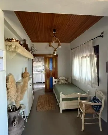 The Stonehouse Vakantiehuis Keramídhion